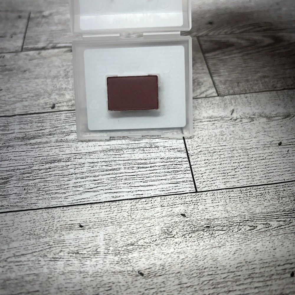 New In Package Mary Kay Mineral‎ Eye Color Raisin Full Size